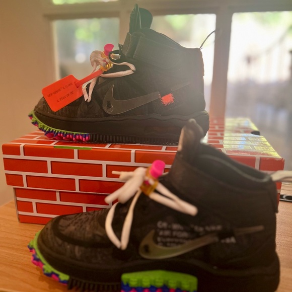 Brand new Nike Off-White Air Force 1’s!! Never worn, comes with box! - Picture 7 of 10